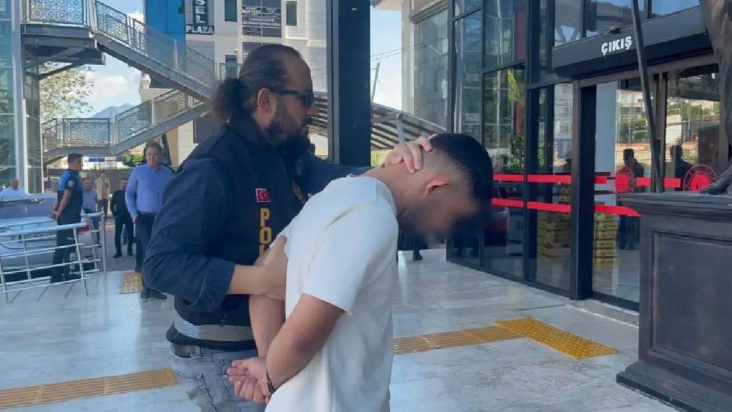 Alanya'da Dehşet! Bıçaklandı, Uçuruma Atıldı! Cinayet Gizli Kalmadı 3